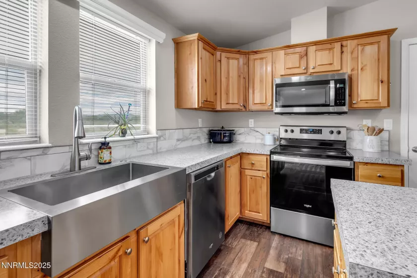 33 Cliff Banks, Lovelock, Nevada 89419, 3 Bedrooms Bedrooms, ,2 BathroomsBathrooms,Residential,Residential,Cliff Banks,250053558