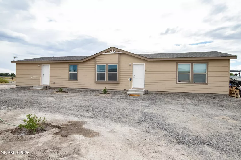 33 Cliff Banks, Lovelock, Nevada 89419, 3 Bedrooms Bedrooms, ,2 BathroomsBathrooms,Residential,Residential,Cliff Banks,250053558