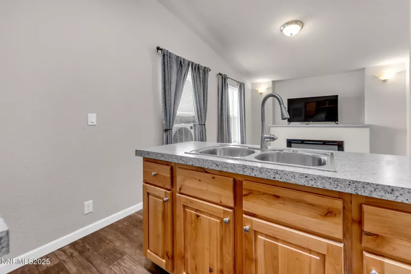 33 Cliff Banks, Lovelock, Nevada 89419, 3 Bedrooms Bedrooms, ,2 BathroomsBathrooms,Residential,Residential,Cliff Banks,250053558