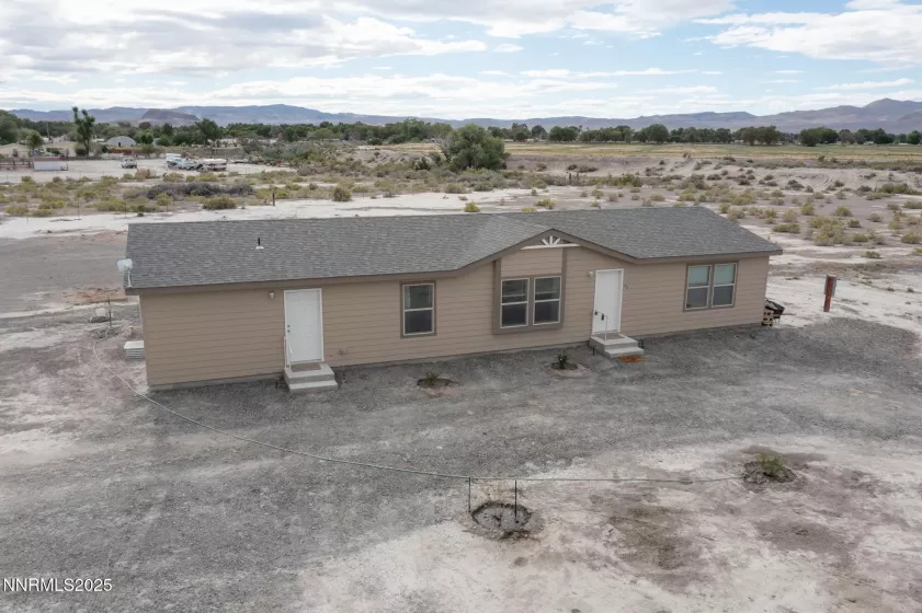 33 Cliff Banks, Lovelock, Nevada 89419, 3 Bedrooms Bedrooms, ,2 BathroomsBathrooms,Residential,Residential,Cliff Banks,250053558