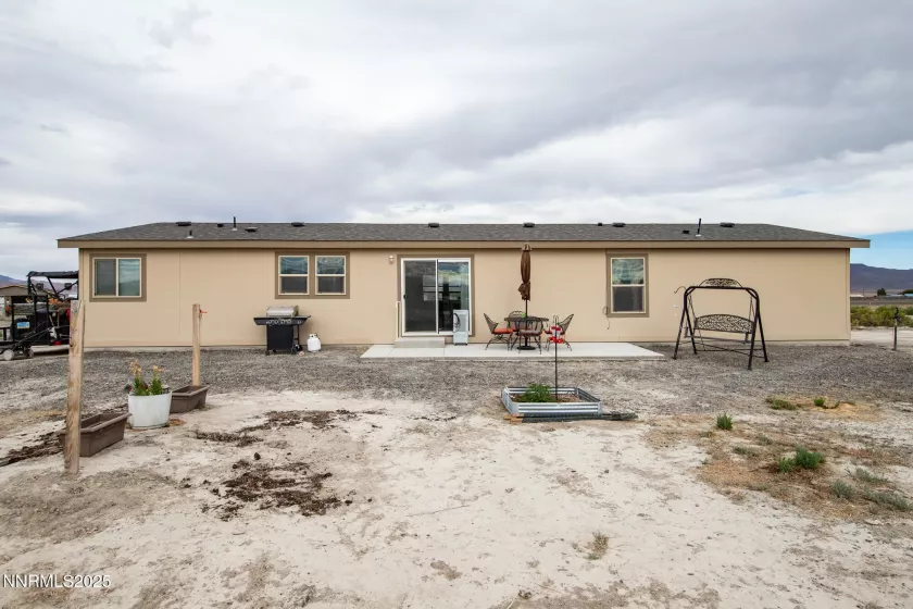 33 Cliff Banks, Lovelock, Nevada 89419, 3 Bedrooms Bedrooms, ,2 BathroomsBathrooms,Residential,Residential,Cliff Banks,250053558