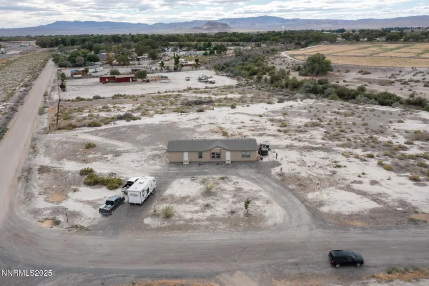 33 Cliff Banks, Lovelock, Nevada 89419, 3 Bedrooms Bedrooms, ,2 BathroomsBathrooms,Residential,Residential,Cliff Banks,250053558
