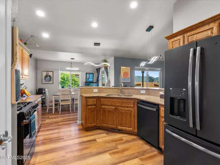 4582 Langdon, Fernley, Nevada 89408, 4 Bedrooms Bedrooms, ,2 BathroomsBathrooms,Residential,Residential,Langdon,250053564