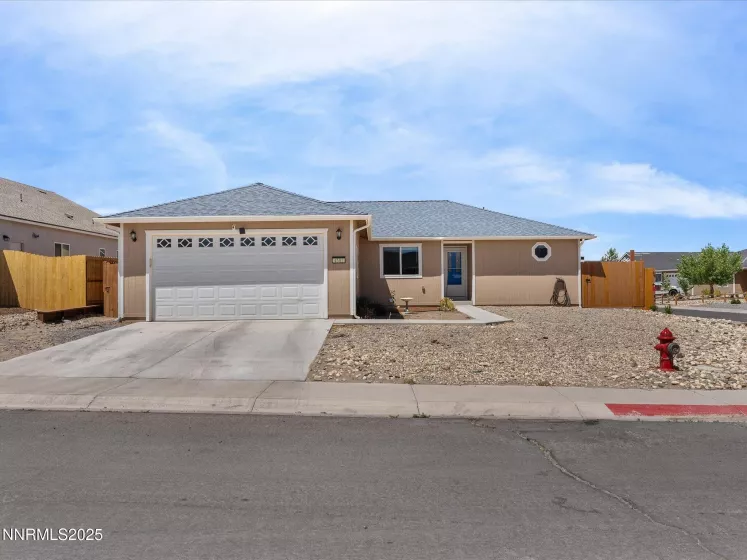 4582 Langdon, Fernley, Nevada 89408, 4 Bedrooms Bedrooms, ,2 BathroomsBathrooms,Residential,Residential,Langdon,250053564