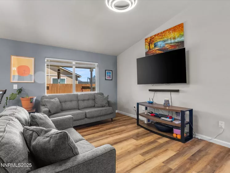4582 Langdon, Fernley, Nevada 89408, 4 Bedrooms Bedrooms, ,2 BathroomsBathrooms,Residential,Residential,Langdon,250053564