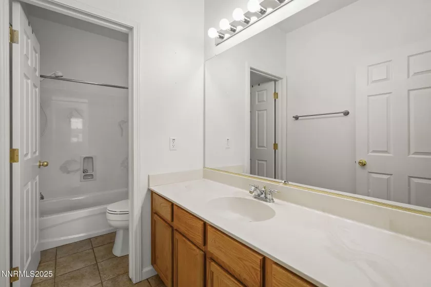 2585 Anqua, Sparks, Nevada 89434, 3 Bedrooms Bedrooms, ,3 BathroomsBathrooms,Residential,Residential,Anqua,250053571