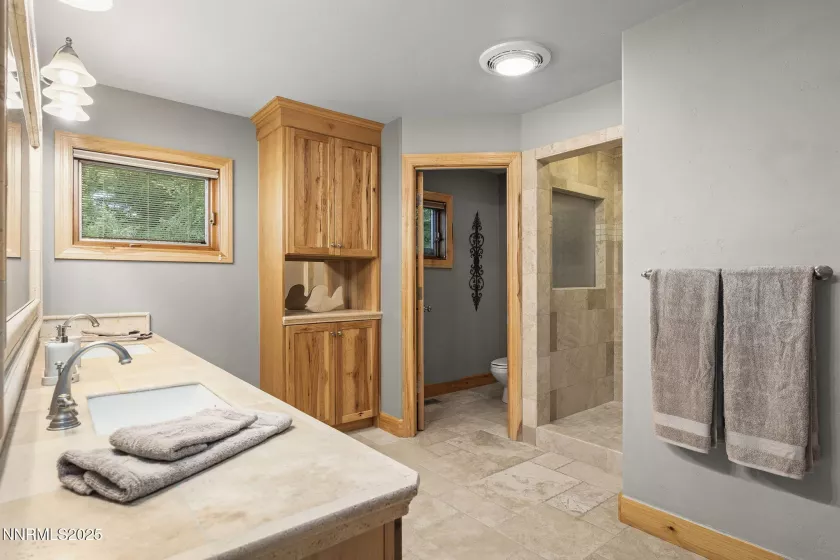 2270 Applewood, Reno, Nevada 89509, 4 Bedrooms Bedrooms, ,5 BathroomsBathrooms,Residential,Residential,Applewood,250053573