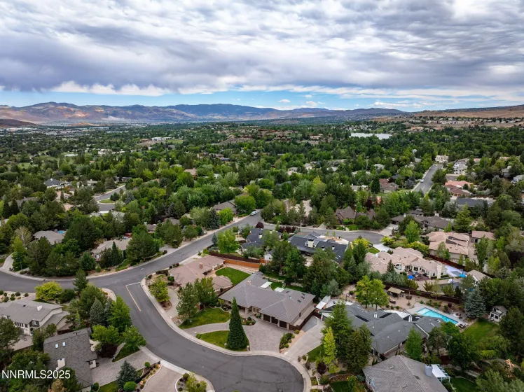 2270 Applewood, Reno, Nevada 89509, 4 Bedrooms Bedrooms, ,5 BathroomsBathrooms,Residential,Residential,Applewood,250053573