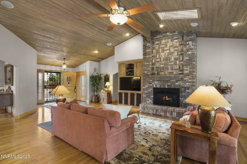 2270 Applewood, Reno, Nevada 89509, 4 Bedrooms Bedrooms, ,5 BathroomsBathrooms,Residential,Residential,Applewood,250053573