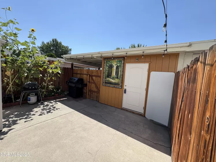 165 Smithridge, Reno, Nevada 89502, 2 Bedrooms Bedrooms, ,2 BathroomsBathrooms,Residential,Residential,Smithridge,250053578