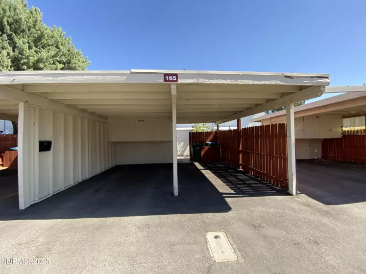165 Smithridge, Reno, Nevada 89502, 2 Bedrooms Bedrooms, ,2 BathroomsBathrooms,Residential,Residential,Smithridge,250053578