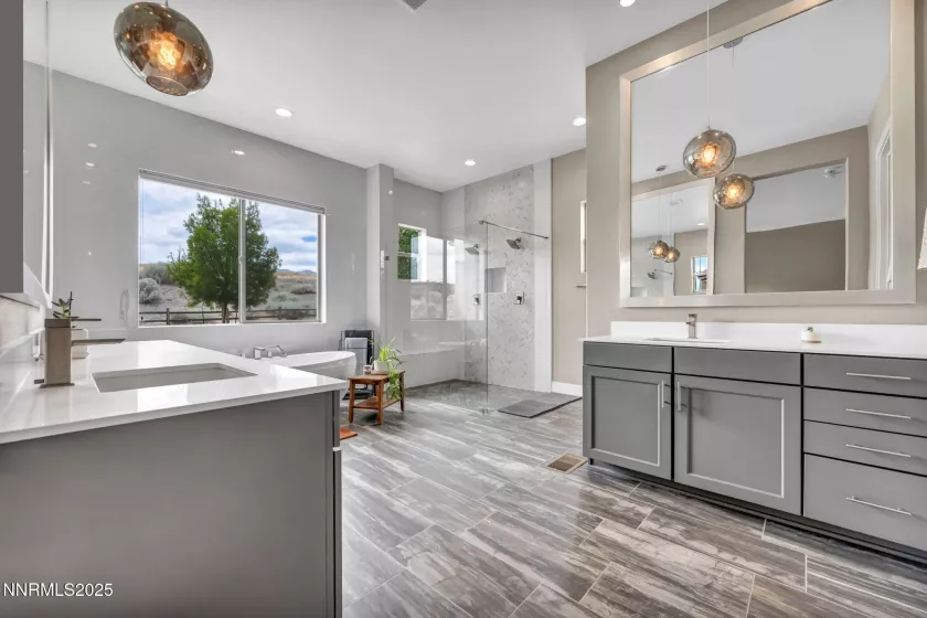 13345 Travertine, Reno, Nevada 89511, 3 Bedrooms Bedrooms, ,4 BathroomsBathrooms,Residential,Residential,Travertine,250053588