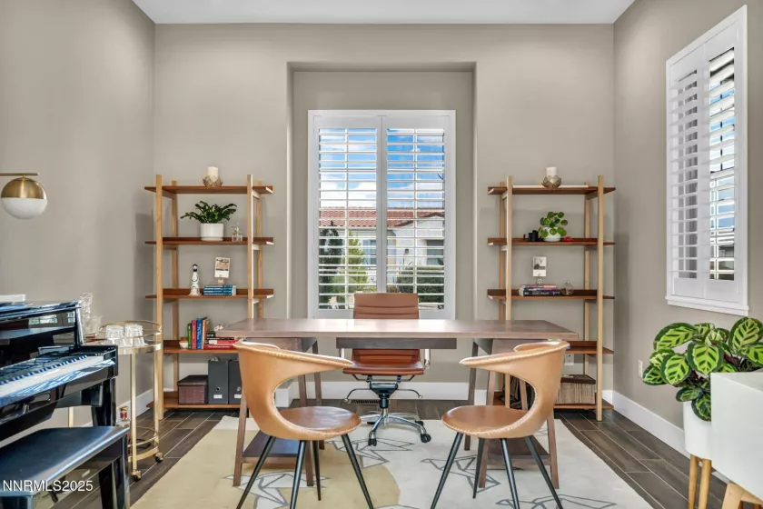 13345 Travertine, Reno, Nevada 89511, 3 Bedrooms Bedrooms, ,4 BathroomsBathrooms,Residential,Residential,Travertine,250053588
