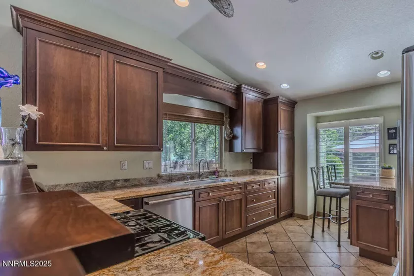 5276 Santa Rosa, Sparks, Nevada 89436, 4 Bedrooms Bedrooms, ,2 BathroomsBathrooms,Residential,Residential,Santa Rosa,250053591