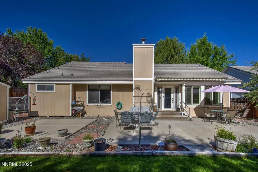 5276 Santa Rosa, Sparks, Nevada 89436, 4 Bedrooms Bedrooms, ,2 BathroomsBathrooms,Residential,Residential,Santa Rosa,250053591
