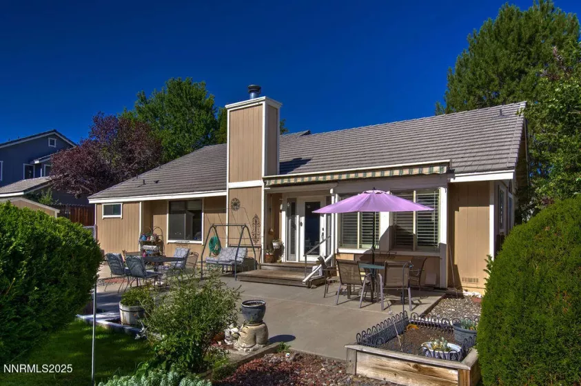 5276 Santa Rosa, Sparks, Nevada 89436, 4 Bedrooms Bedrooms, ,2 BathroomsBathrooms,Residential,Residential,Santa Rosa,250053591