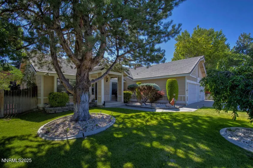 5276 Santa Rosa, Sparks, Nevada 89436, 4 Bedrooms Bedrooms, ,2 BathroomsBathrooms,Residential,Residential,Santa Rosa,250053591