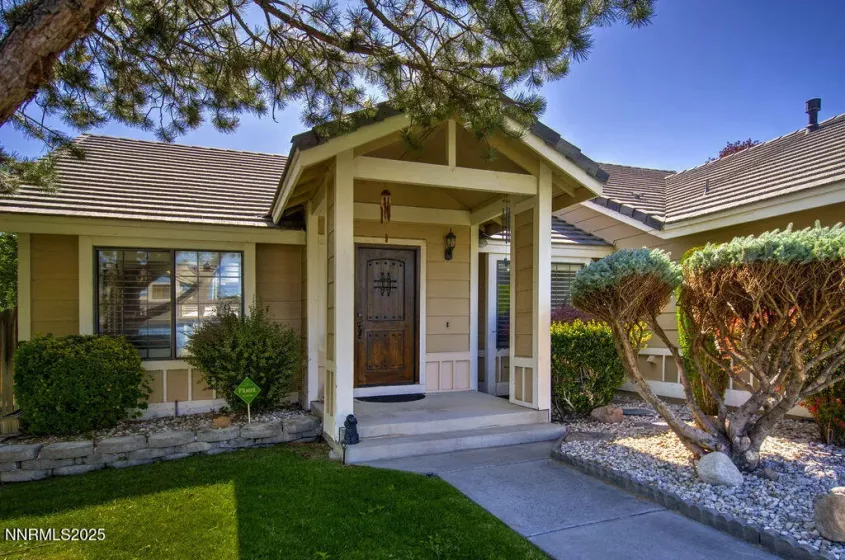 5276 Santa Rosa, Sparks, Nevada 89436, 4 Bedrooms Bedrooms, ,2 BathroomsBathrooms,Residential,Residential,Santa Rosa,250053591