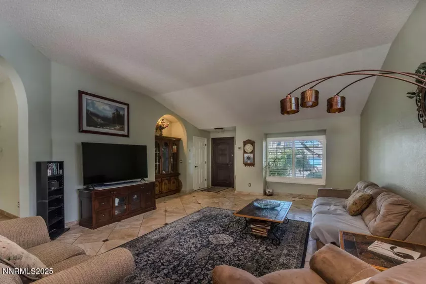 5276 Santa Rosa, Sparks, Nevada 89436, 4 Bedrooms Bedrooms, ,2 BathroomsBathrooms,Residential,Residential,Santa Rosa,250053591