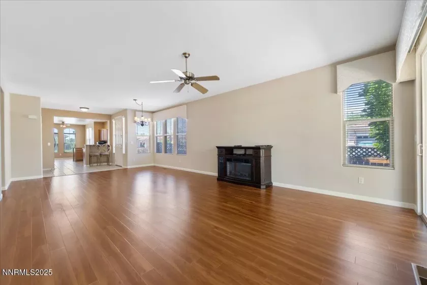 1860 Medolla, Sparks, Nevada 89434, 2 Bedrooms Bedrooms, ,2 BathroomsBathrooms,Residential,Residential,Medolla,250053594