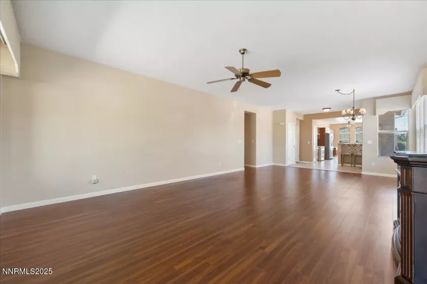 1860 Medolla, Sparks, Nevada 89434, 2 Bedrooms Bedrooms, ,2 BathroomsBathrooms,Residential,Residential,Medolla,250053594