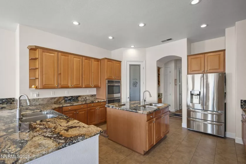 4541 Silian, Sparks, Nevada 89436, 5 Bedrooms Bedrooms, ,3 BathroomsBathrooms,Residential,Residential,Silian,250053597