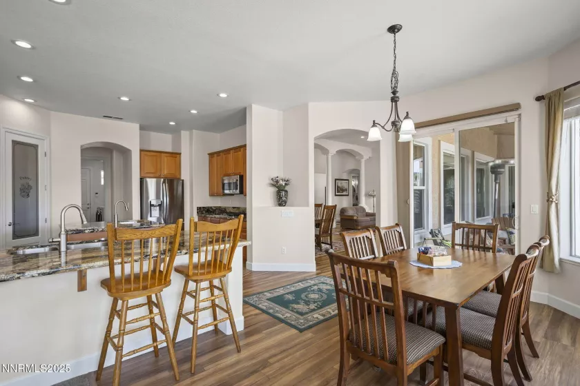 4541 Silian, Sparks, Nevada 89436, 5 Bedrooms Bedrooms, ,3 BathroomsBathrooms,Residential,Residential,Silian,250053597