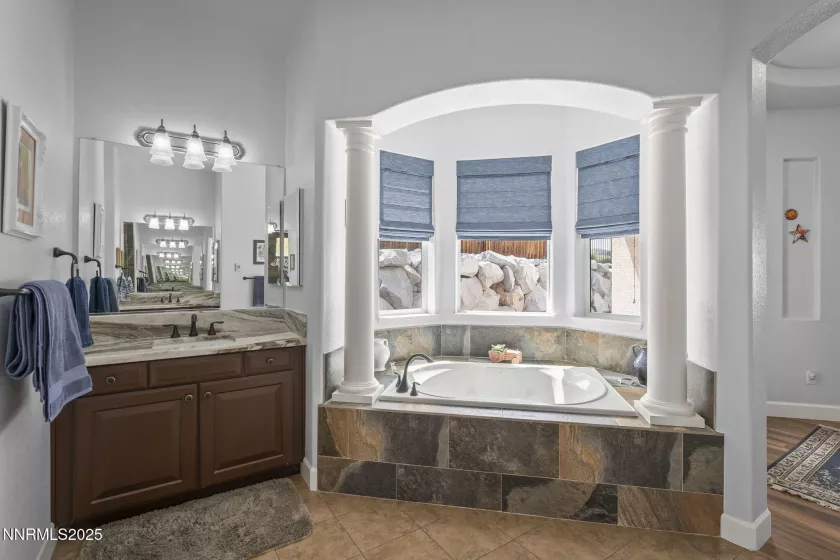 4541 Silian, Sparks, Nevada 89436, 5 Bedrooms Bedrooms, ,3 BathroomsBathrooms,Residential,Residential,Silian,250053597