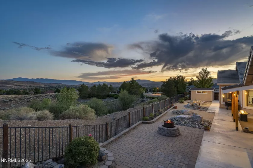 4541 Silian, Sparks, Nevada 89436, 5 Bedrooms Bedrooms, ,3 BathroomsBathrooms,Residential,Residential,Silian,250053597