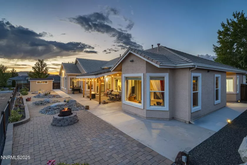 4541 Silian, Sparks, Nevada 89436, 5 Bedrooms Bedrooms, ,3 BathroomsBathrooms,Residential,Residential,Silian,250053597