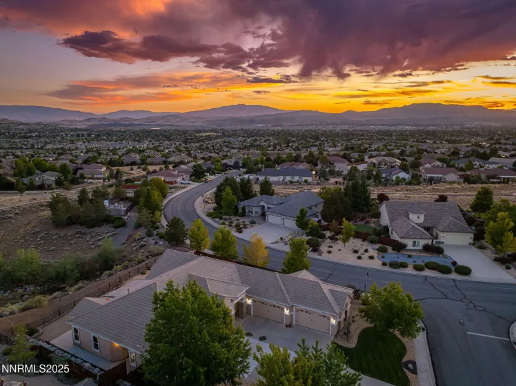 4541 Silian, Sparks, Nevada 89436, 5 Bedrooms Bedrooms, ,3 BathroomsBathrooms,Residential,Residential,Silian,250053597