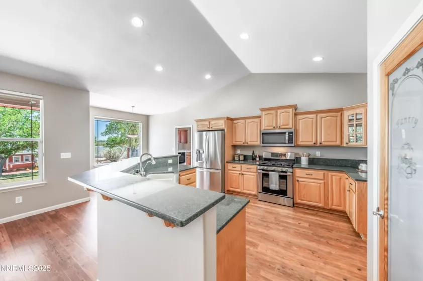 995 Lasso, Fernley, Nevada 89408, 3 Bedrooms Bedrooms, ,2 BathroomsBathrooms,Residential,Residential,Lasso,250053600