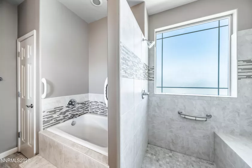 995 Lasso, Fernley, Nevada 89408, 3 Bedrooms Bedrooms, ,2 BathroomsBathrooms,Residential,Residential,Lasso,250053600