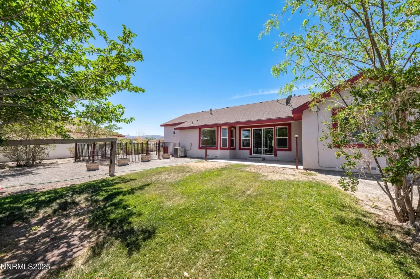 995 Lasso, Fernley, Nevada 89408, 3 Bedrooms Bedrooms, ,2 BathroomsBathrooms,Residential,Residential,Lasso,250053600