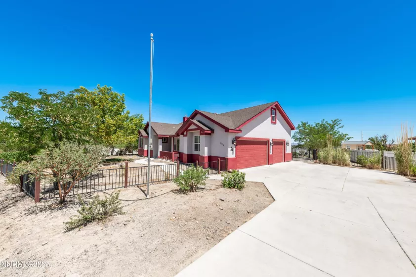 995 Lasso, Fernley, Nevada 89408, 3 Bedrooms Bedrooms, ,2 BathroomsBathrooms,Residential,Residential,Lasso,250053600
