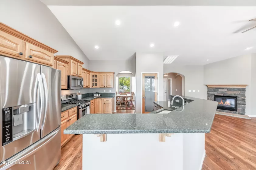 995 Lasso, Fernley, Nevada 89408, 3 Bedrooms Bedrooms, ,2 BathroomsBathrooms,Residential,Residential,Lasso,250053600