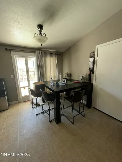 743 Lyell, Gardnerville, Nevada 89460, 3 Bedrooms Bedrooms, ,2 BathroomsBathrooms,Residential,Residential,Lyell,250053601
