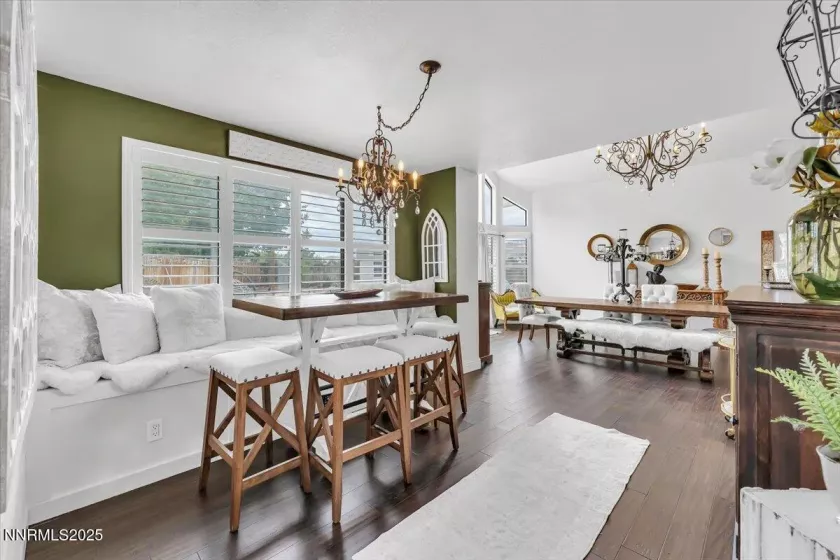 10 High Chaparral, Reno, Nevada 89521, 5 Bedrooms Bedrooms, ,3 BathroomsBathrooms,Residential,Residential,High Chaparral,250053603