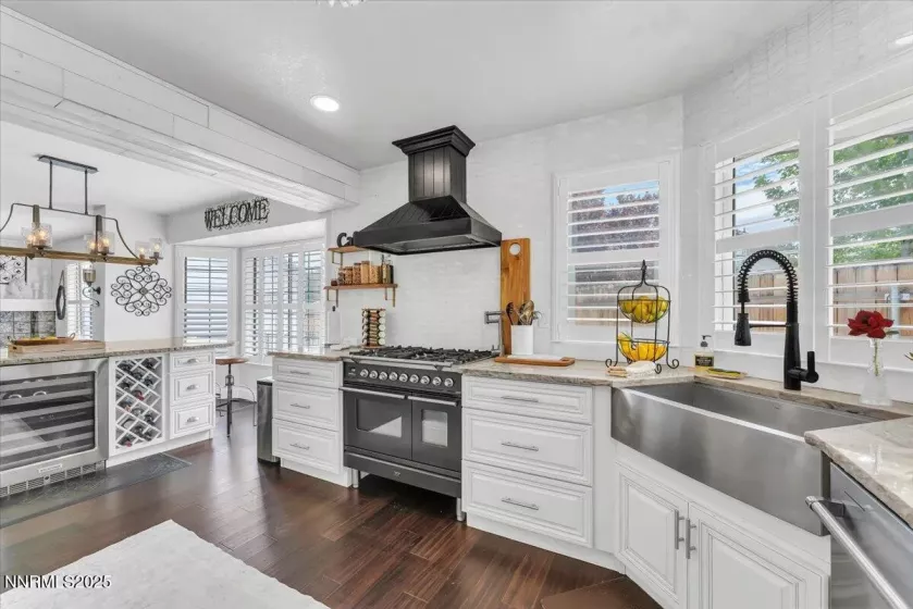 10 High Chaparral, Reno, Nevada 89521, 5 Bedrooms Bedrooms, ,3 BathroomsBathrooms,Residential,Residential,High Chaparral,250053603