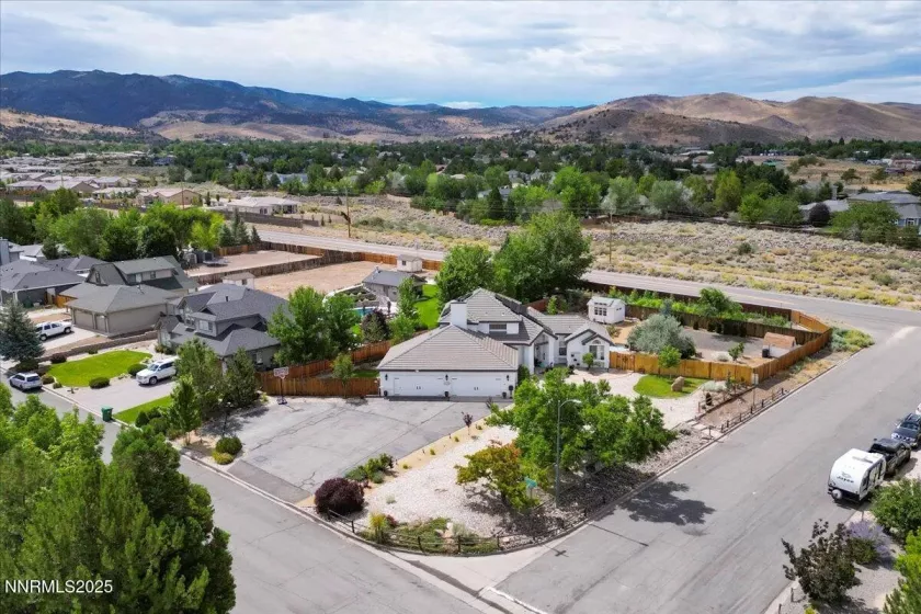 10 High Chaparral, Reno, Nevada 89521, 5 Bedrooms Bedrooms, ,3 BathroomsBathrooms,Residential,Residential,High Chaparral,250053603