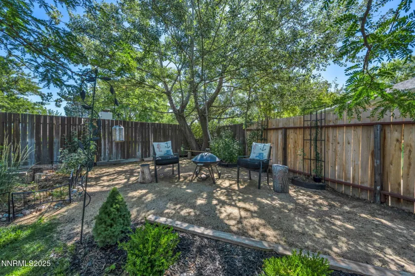 734 and 732 Sean, Carson City, Nevada 89701, ,Residential Income,Residential,Sean,250053606