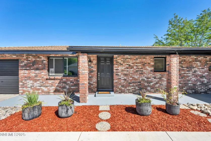 734 and 732 Sean, Carson City, Nevada 89701, ,Residential Income,Residential,Sean,250053606