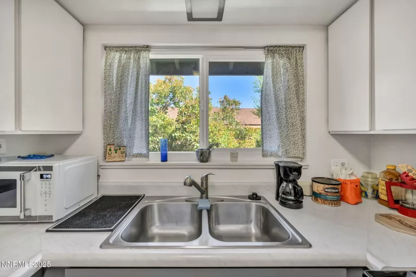 734 and 732 Sean, Carson City, Nevada 89701, ,Residential Income,Residential,Sean,250053606