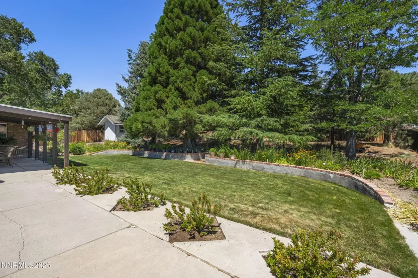 14490 Rancheros, Reno, Nevada 89521, 3 Bedrooms Bedrooms, ,4 BathroomsBathrooms,Residential,Residential,Rancheros,250053607