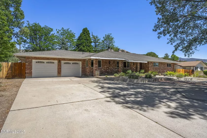 14490 Rancheros, Reno, Nevada 89521, 3 Bedrooms Bedrooms, ,4 BathroomsBathrooms,Residential,Residential,Rancheros,250053607