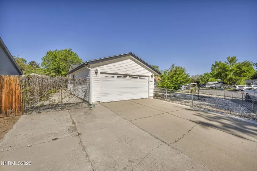 2480 Meadowbrook, Carson City, Nevada 89701, 4 Bedrooms Bedrooms, ,2 BathroomsBathrooms,Residential,Residential,Meadowbrook,250050300