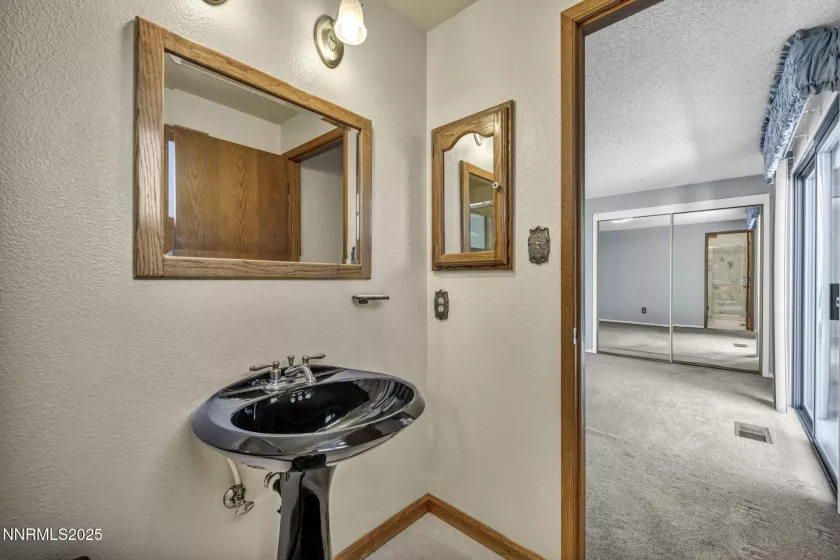 2480 Meadowbrook, Carson City, Nevada 89701, 4 Bedrooms Bedrooms, ,2 BathroomsBathrooms,Residential,Residential,Meadowbrook,250050300