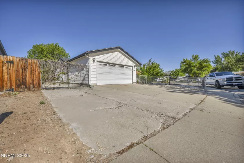 2480 Meadowbrook, Carson City, Nevada 89701, 4 Bedrooms Bedrooms, ,2 BathroomsBathrooms,Residential,Residential,Meadowbrook,250050300