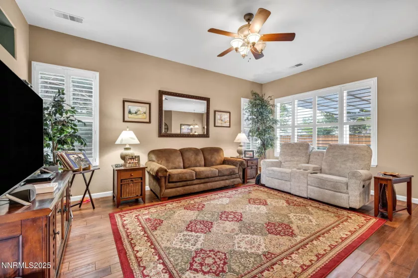 7980 Teruel, Sparks, Nevada 89436, 4 Bedrooms Bedrooms, ,2 BathroomsBathrooms,Residential,Residential,Teruel,250053609