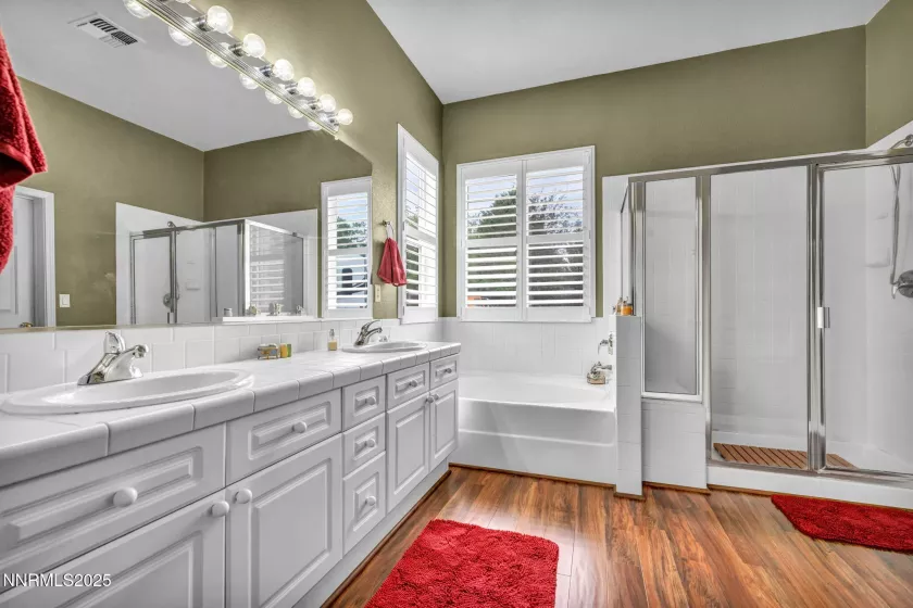 7980 Teruel, Sparks, Nevada 89436, 4 Bedrooms Bedrooms, ,2 BathroomsBathrooms,Residential,Residential,Teruel,250053609